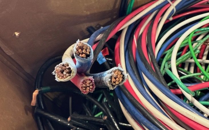Photo of Thin/Thick Cable (79-83% ICW)