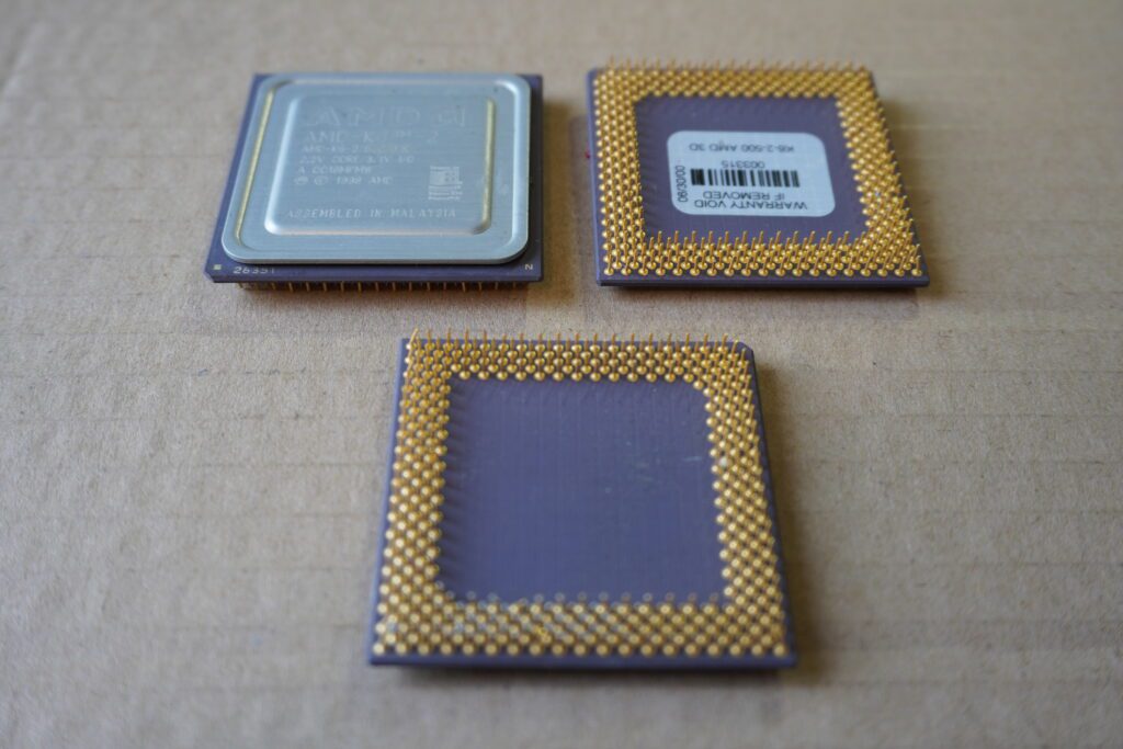 Photo of Ceramic with Aluminum Back CPU